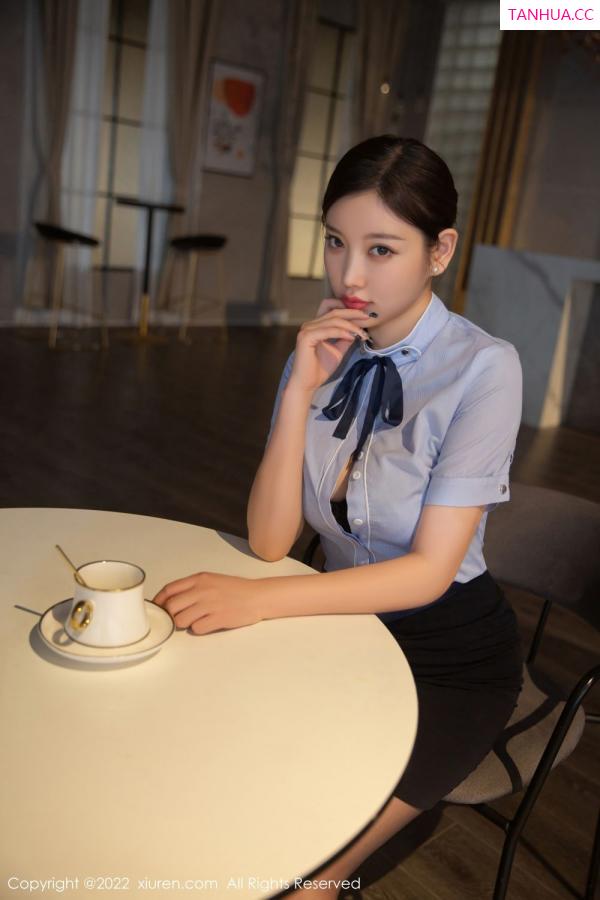 杨晨晨 sugar小甜心CC [XiuRen]高清写真图 2022.02.24 No.4627 杨晨晨Yome第17张图片